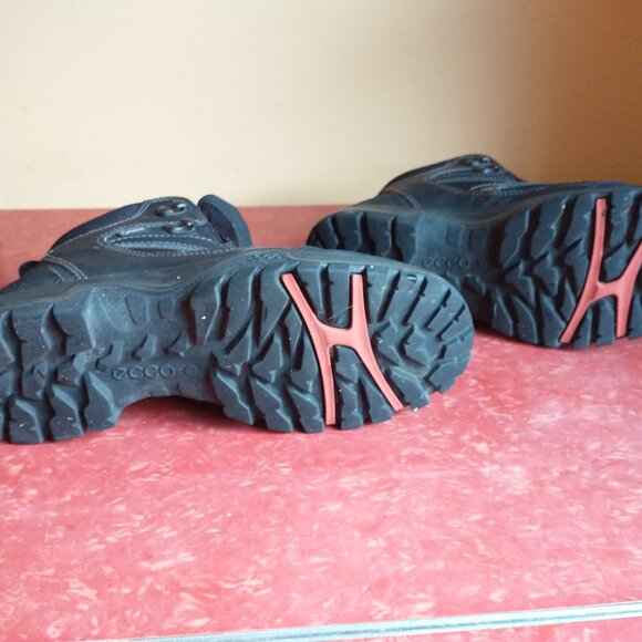 Ecco Xpedition III GORE-TEX 81116353859 Black/Black Hiking Boots Sz 39/ 8US - Picture 4 of 8